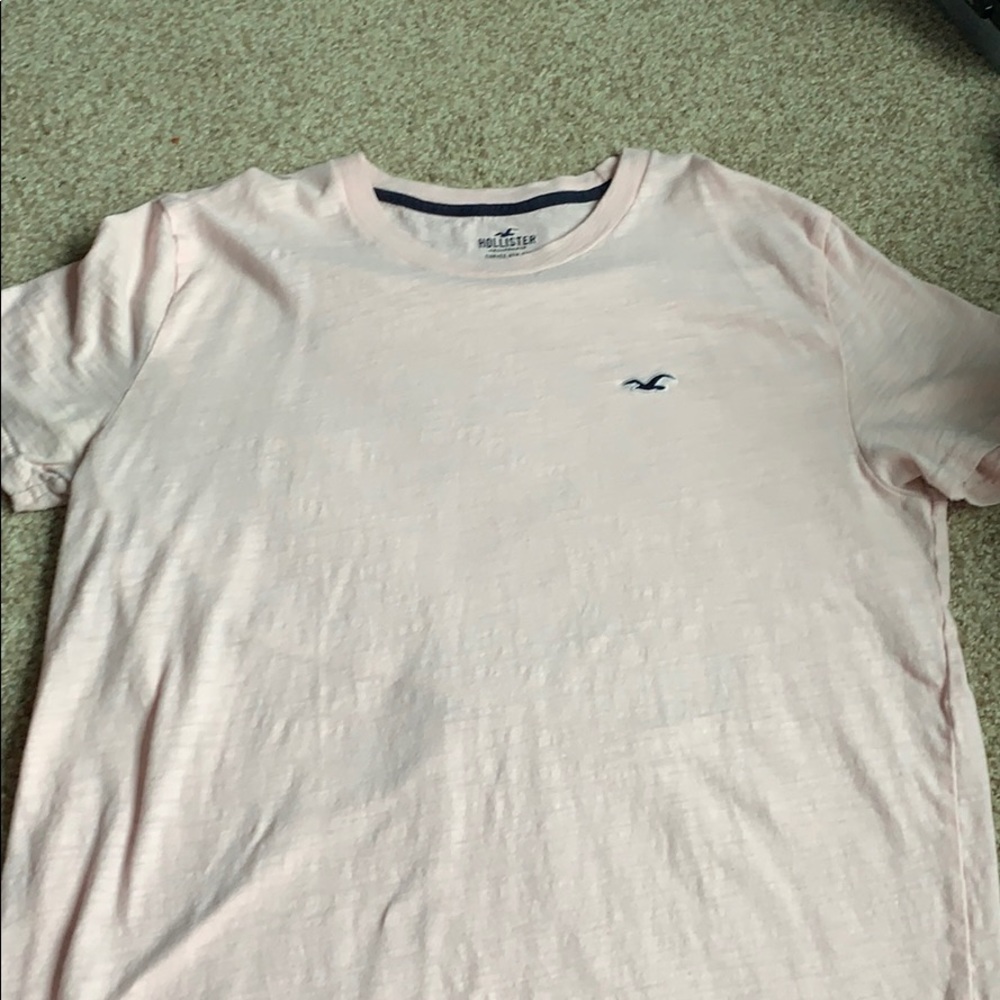Hollister Short Sleeved Curved Hem Tee Shirt (S)